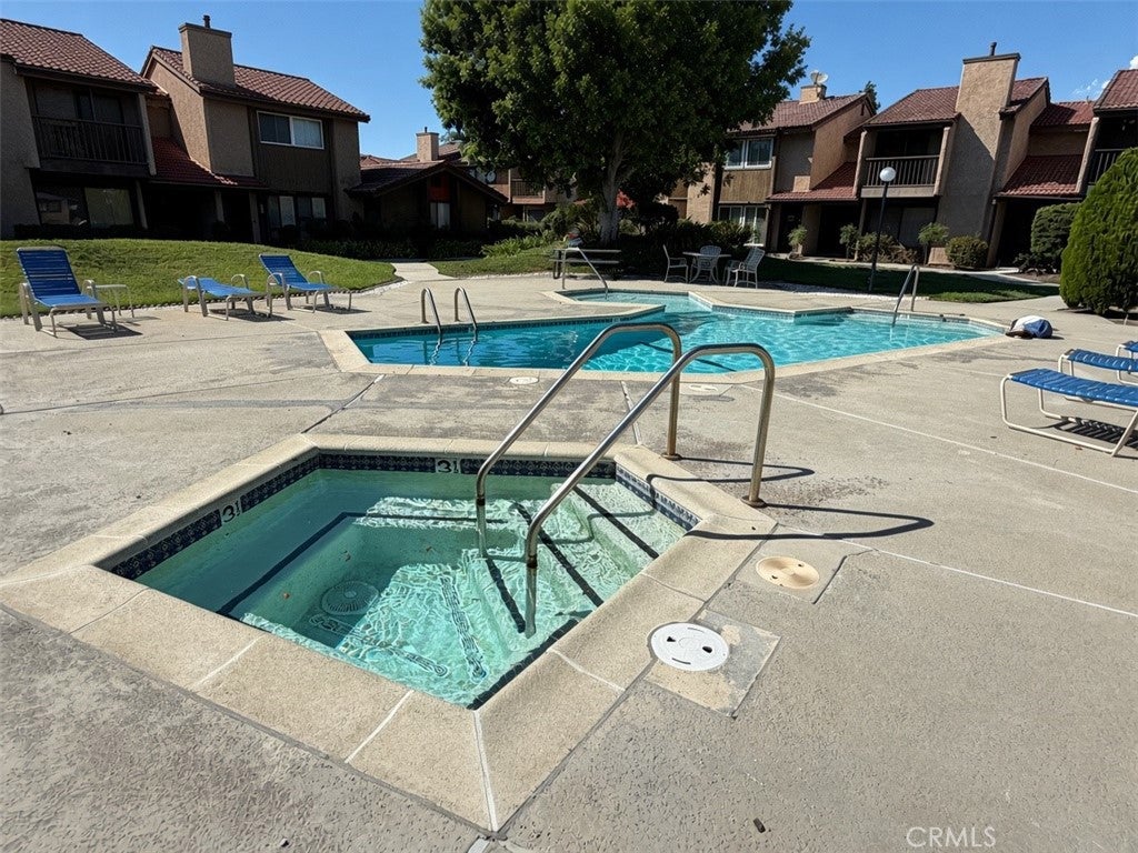 149 S Hollenbeck Avenue