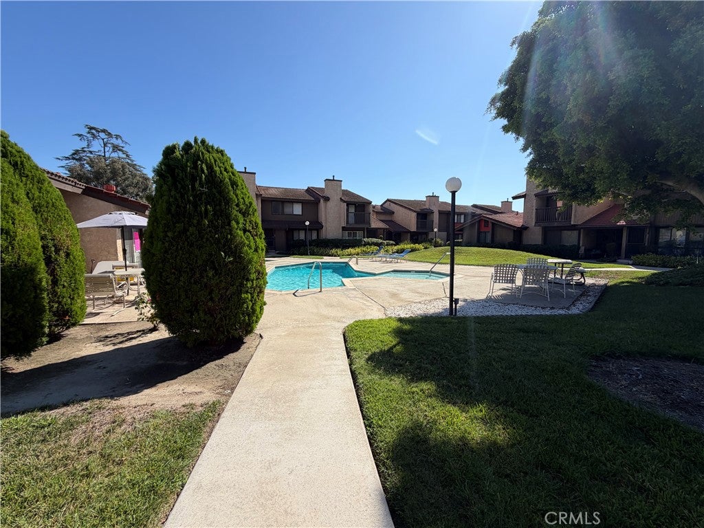149 S Hollenbeck Avenue