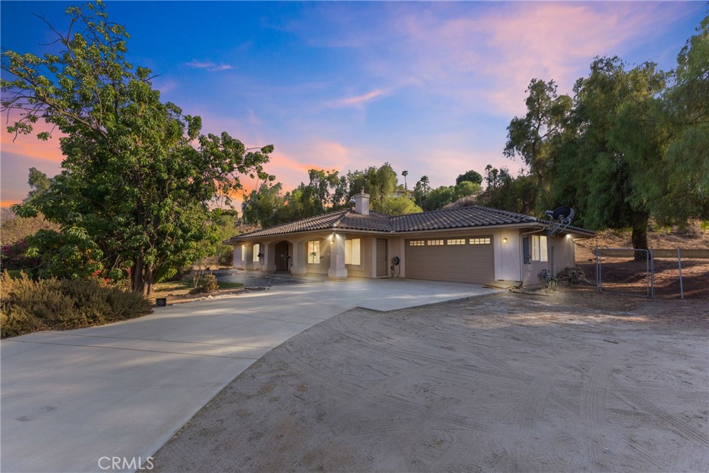 * More Pictures to come> Custom Single-Story Retreat on Almost an Acre! Discover this charming 3-bedroom, 2-bath custom-built home set on a private 0.95-acre lot at the end of a quiet cul-de-sac in a desirable area of Riverside. Built in 2007 by a local contractor, this spacious 2,012 sq. ft. residence offers an inviting floor plan and quality construction throughout. Enjoy a generous living room with a cozy fireplace, an open kitchen ready for your personal updates, and a primary suite that overlooks the expansive backyard. There’s also a flexible bonus room with its own private entrance, perfect for a home office, guest room, or den. While some finishes are original, the home offers the perfect canvas for buyers to add fresh updates and bring their style, whether it's new flooring, paint, or modern touches. There's plenty of room for RV parking, boats, etc, and even adding your own workshop, pool, or garden. This nearly one-acre lot offers endless possibilities. There’s plenty of space and privacy. A two-car attached garage adds convenience. All in a great Riverside location close to shopping, dining, and commuter routes. Don’t miss this rare opportunity!