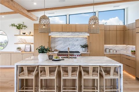 2007 Ava Avenue Hermosa Beach CA 90254