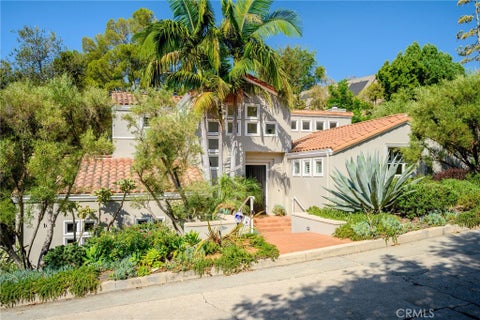 Photo of 1040 Hillcroft Road, Glendale, CA 91207 (MLS # GD26177244)