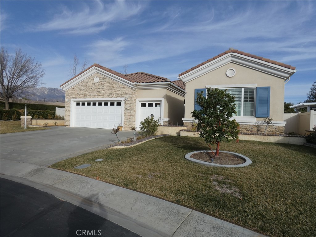 1776 Desert Almond Way
