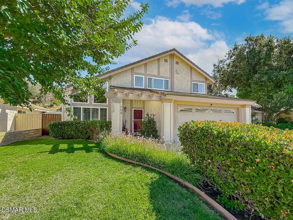 Photo of 708 Paseo De Leon, Newbury Park, CA 91320 (MLS # 225005265)