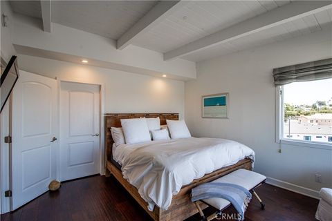 Tiny photo for 807 El Redondo Avenue, Redondo Beach, CA 90277 (MLS # SB25174571)