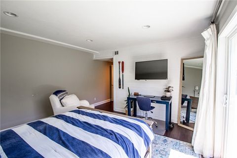 Tiny photo for 807 El Redondo Avenue, Redondo Beach, CA 90277 (MLS # SB25174571)