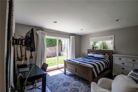 Tiny photo for 807 El Redondo Avenue, Redondo Beach, CA 90277 (MLS # SB25174571)