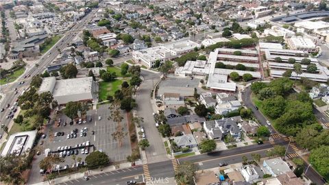 Tiny photo for 807 El Redondo Avenue, Redondo Beach, CA 90277 (MLS # SB25174571)