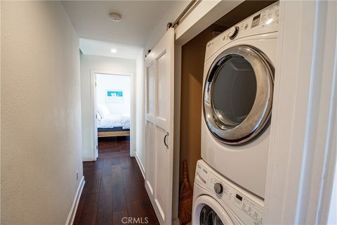 Tiny photo for 807 El Redondo Avenue, Redondo Beach, CA 90277 (MLS # SB25174571)