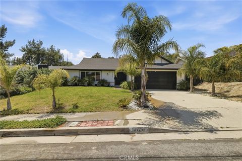 Photo of 12101 Gerald AVE, Granada Hills, CA 91344 (MLS # GD26102138)