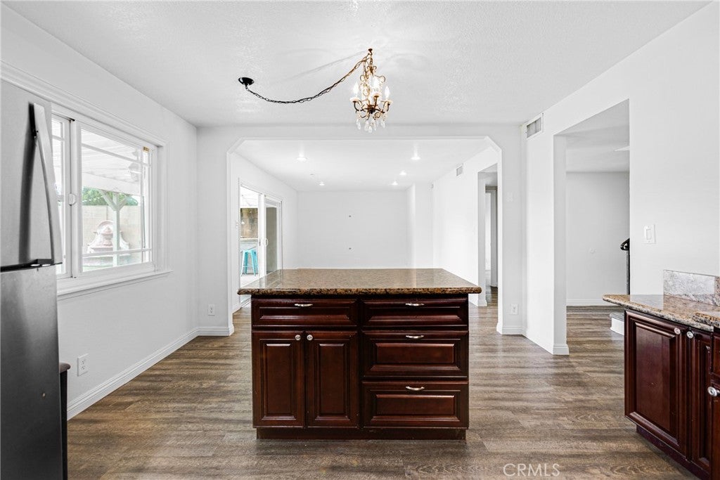 1127 Sycamore Drive