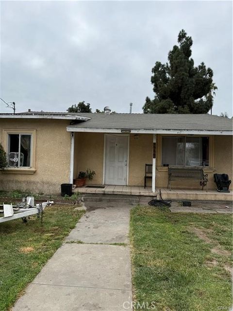 1722 W Pine Santa Ana CA 92703