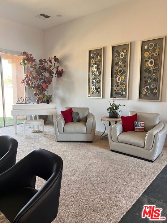 38217 Grand Oaks Avenue