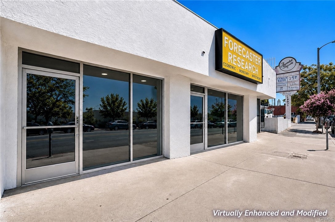 19621 Ventura Boulevard