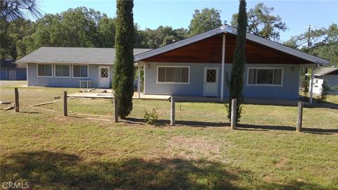 Photo of 4952 Hidden Springs Rd, Mariposa, CA 95338 (MLS # MP26090460)