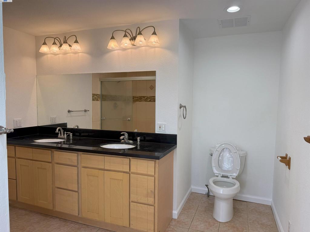 EL SOBRANTE - Residential