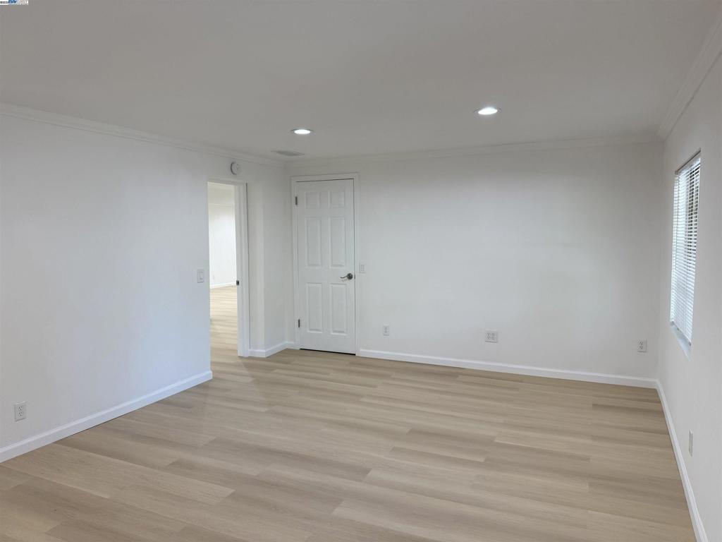 EL SOBRANTE - Residential