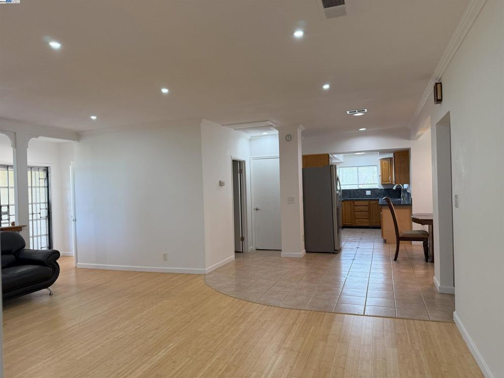 EL SOBRANTE - Residential