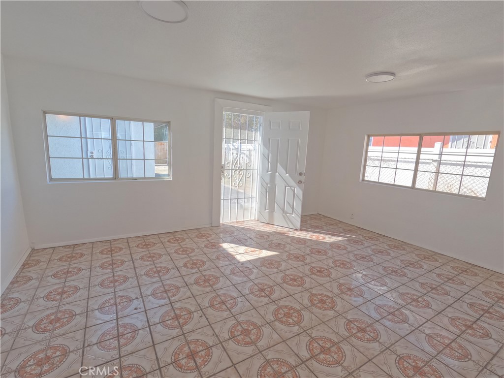 8702 Fontana Street