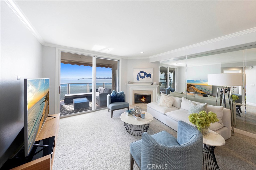 1500 E OCEAN Boulevard 206