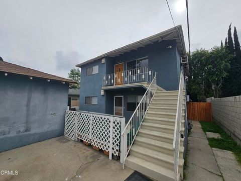 Photo of 12246 1/2 Oxnard Street #1st Fl, Los Angeles, CA 91606 (MLS # P1-26159)
