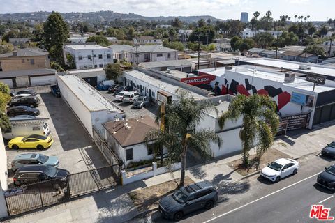 Photo of 5134 W Washington Boulevard, Los Angeles, CA 90016 (MLS # 26852329)