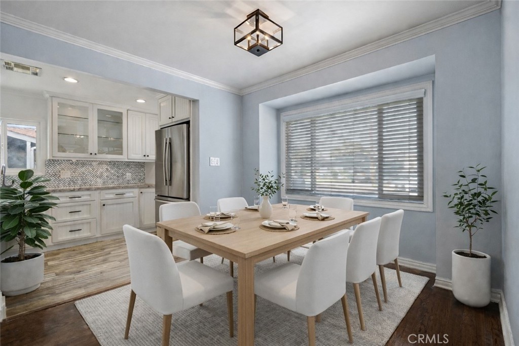 1532 1534 W 221st Street