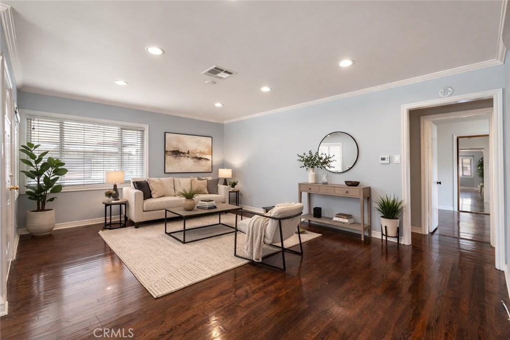 1532 1534 W 221st Street