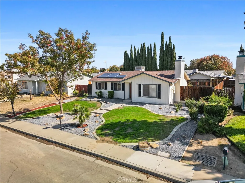 Coalinga, California 93210, United States, 3 Bedrooms Bedrooms, ,2 BathroomsBathrooms,Residential,Active,235803