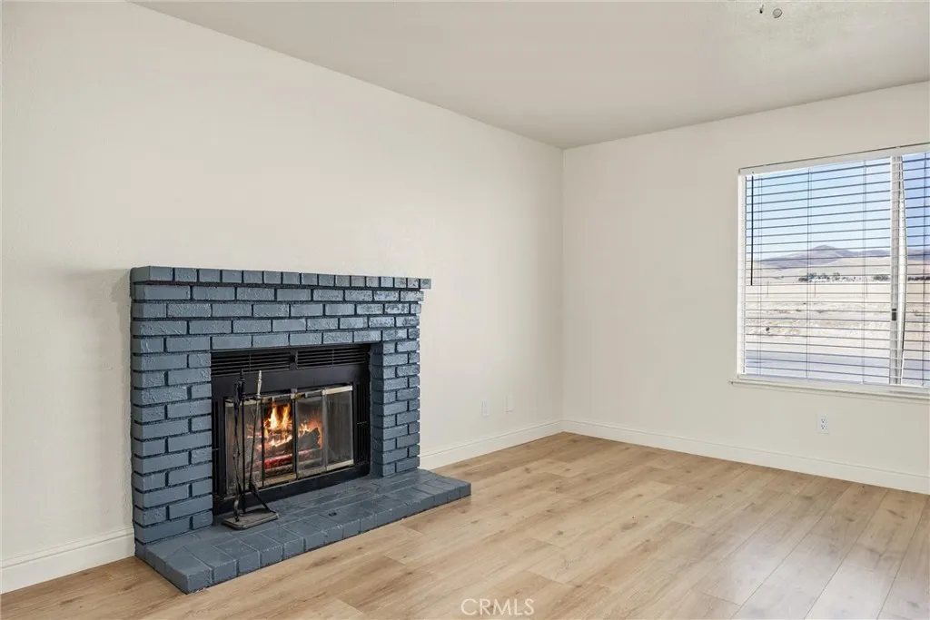 Coalinga, California 93210, United States, 3 Bedrooms Bedrooms, ,2 BathroomsBathrooms,Residential,Active,235803