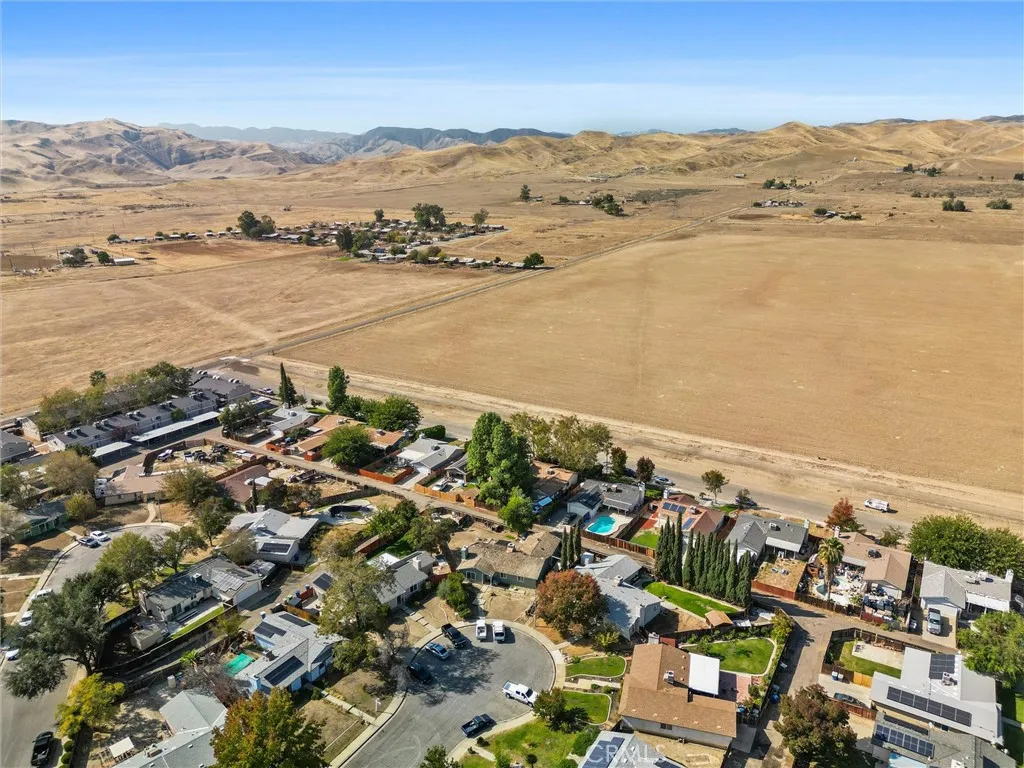 Coalinga, California 93210, United States, 3 Bedrooms Bedrooms, ,2 BathroomsBathrooms,Residential,Active,235803