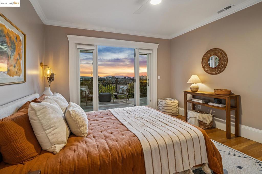 GLENVIEW - Residential