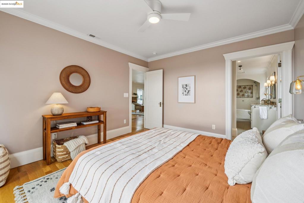 GLENVIEW - Residential