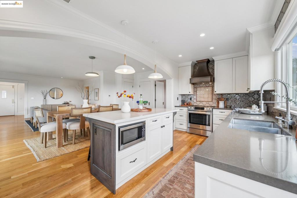 GLENVIEW - Residential