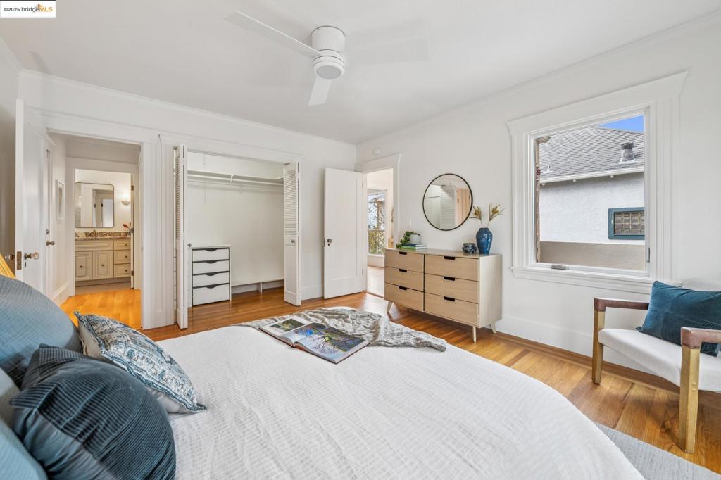 GLENVIEW - Residential
