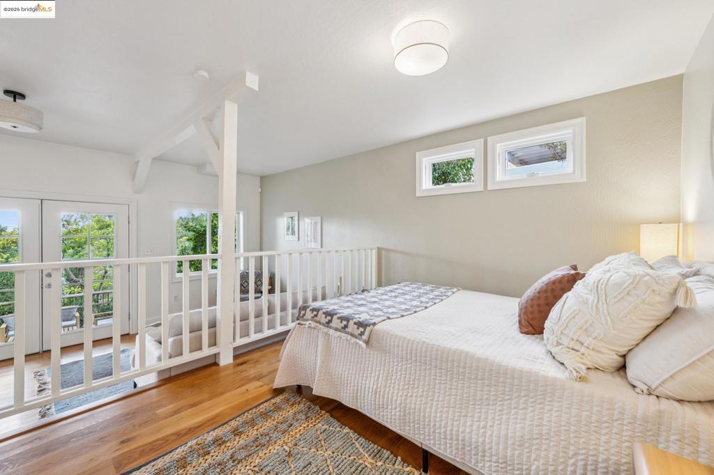 GLENVIEW - Residential