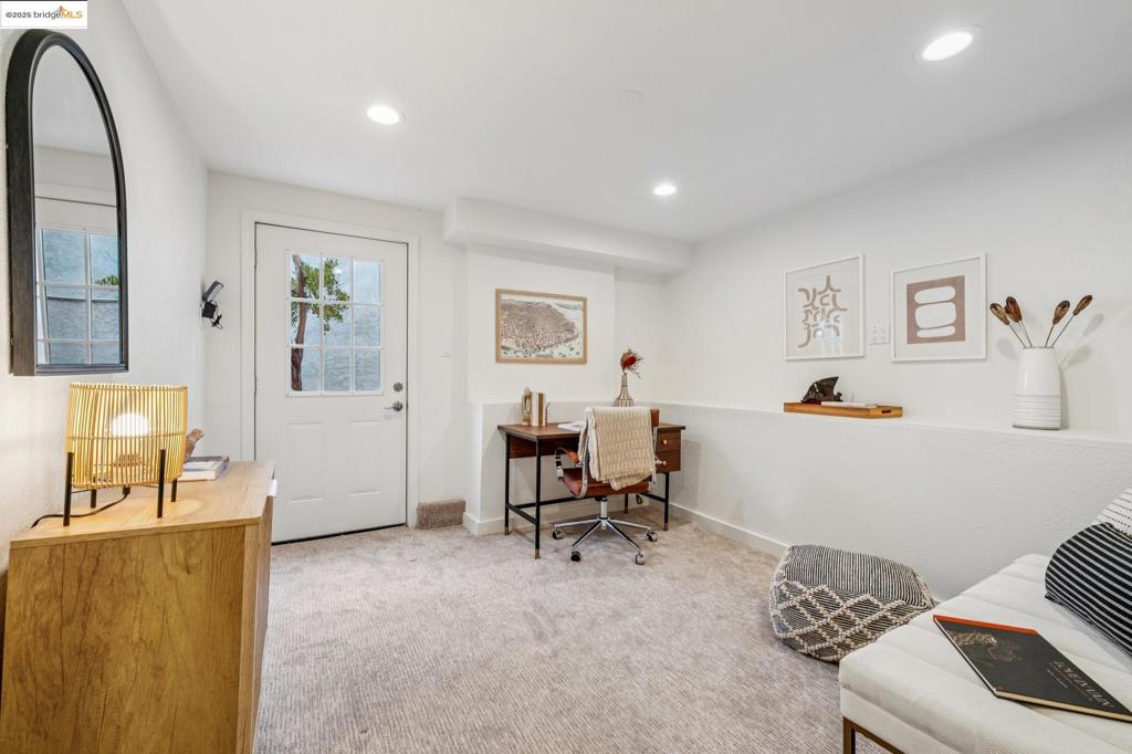 GLENVIEW - Residential