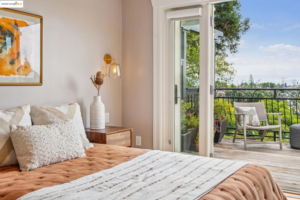 GLENVIEW - Residential