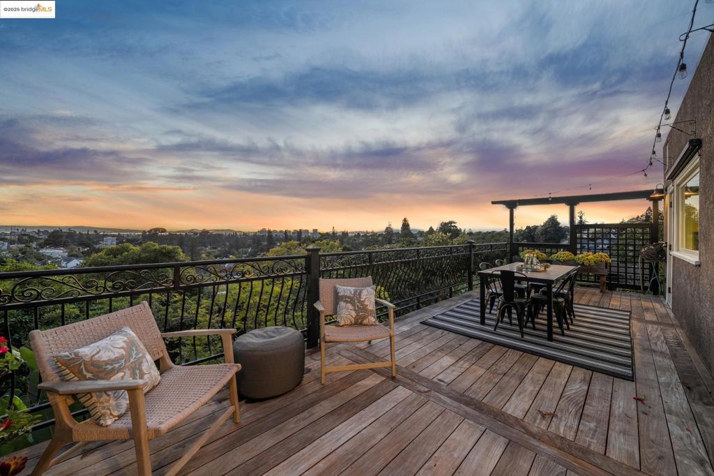 GLENVIEW - Residential