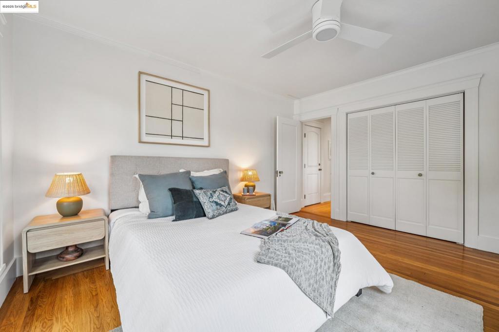 GLENVIEW - Residential