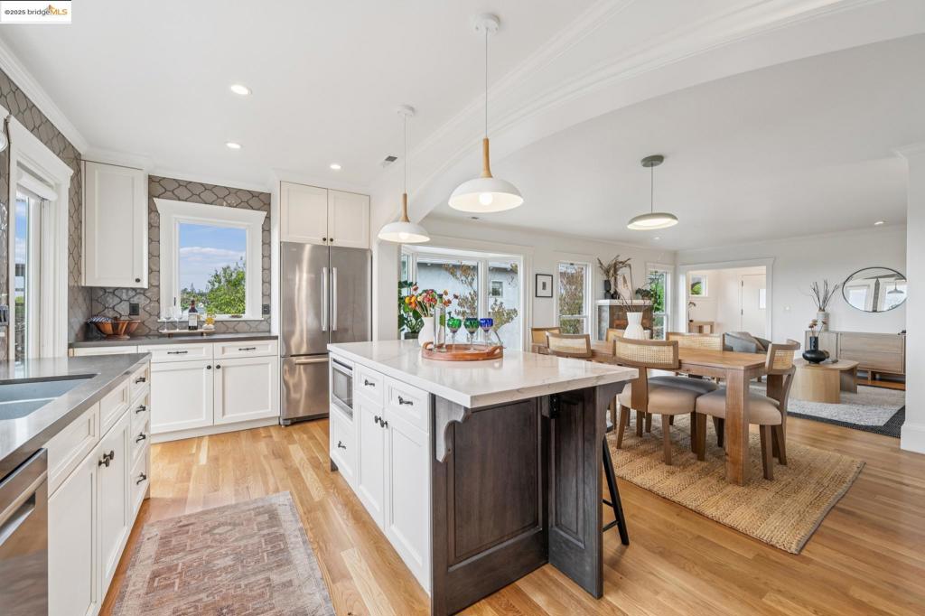 GLENVIEW - Residential