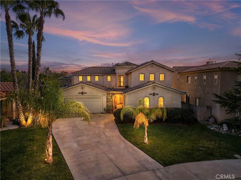 31923 Corte De Pinos Winchester CA 92596