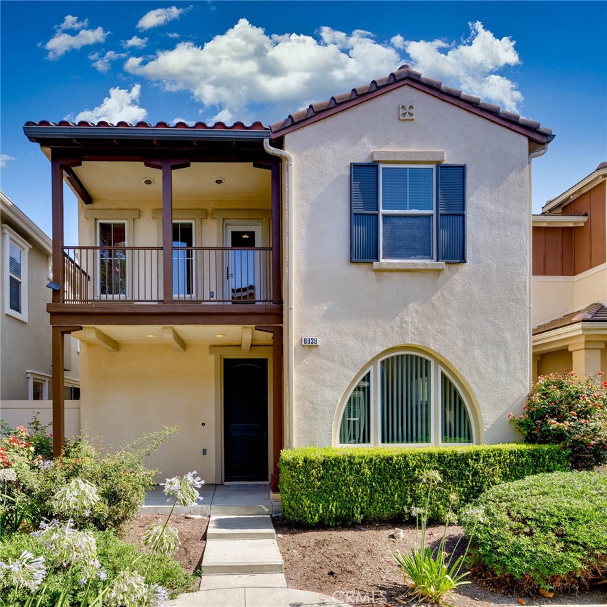 Tucked into the heart of the highly sought-after College Park master-planned community, this beautifully updated home invites you to experience everyday living at its best—comfortable, connected, and full of possibilities.
Just a one-minute stroll from the largest greenbelt in the neighborhood, you’ll find yourself surrounded by hundreds of yards of open grassy space—perfect for a morning jog, a game of catch, or letting your dog roam free. This shared gem, complete with playgrounds, picnic tables, and shaded pavilions, feels like an extension of your own backyard.
Step inside and discover a home that’s been thoughtfully refreshed with recent updates and fresh paint throughout. Downstairs features spacious, handsome 20-inch tile flooring—durable and cool underfoot—while tall ceilings and a gas fireplace add warmth and openness to the main living area. The kitchen is as functional as it is welcoming, offering granite countertops, a center island with sink, and a breakfast bar that flows into the dining area. From here, step out into a private courtyard-style patio—ideal for summer dinners that stretch into late conversations under the stars.
Upstairs, the layout opens to a generous loft—an adaptable space perfect for a home office, media room, play zone, or even a personal gym. Sliding doors lead to a spacious balcony, offering another quiet retreat to enjoy your morning coffee or take in the evening breeze. All bedrooms are well-sized, including a primary suite that feels surprisingly expansive for this style of home. The ensuite bath features double vanities, a walk-in shower, a separate soaking tub with jets, and a walk-in closet to keep everything in its place. Laundry is conveniently located upstairs as well.
Beyond your front door, College Park offers unmatched lifestyle amenities—Olympic-sized and family pools, a 24-hour fitness center, tennis courts, splash pad, playgrounds, barbecue areas, and even a stylish clubhouse for private events. All maintained with care and pride and included in your HOA. And don’t forget the community events—seasonal gatherings, movie nights, and more—all part of the reason neighbors love to call this place home.
Located in the award-winning Chino Valley Unified School District and near top-rated schools, parks, and walking trails, this home offers the best of both comfort and community.
Come experience the lifestyle that so many dream of—right here in College Park.