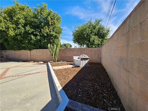 Tiny photo for 17530 Tuba Street, Northridge, CA 91325 (MLS # SR26050096)