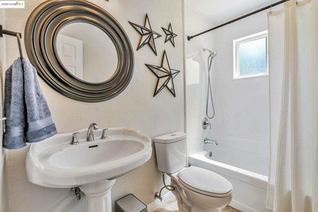 ANTIOCH - Residential