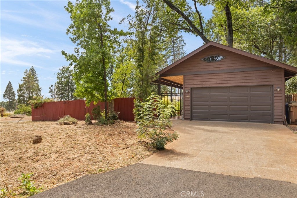 13591 S Park