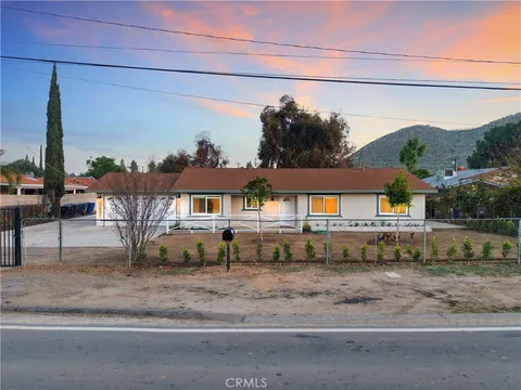 11061 Cypress Ave, Riverside, CA 92505 - MLS#: DW26054364