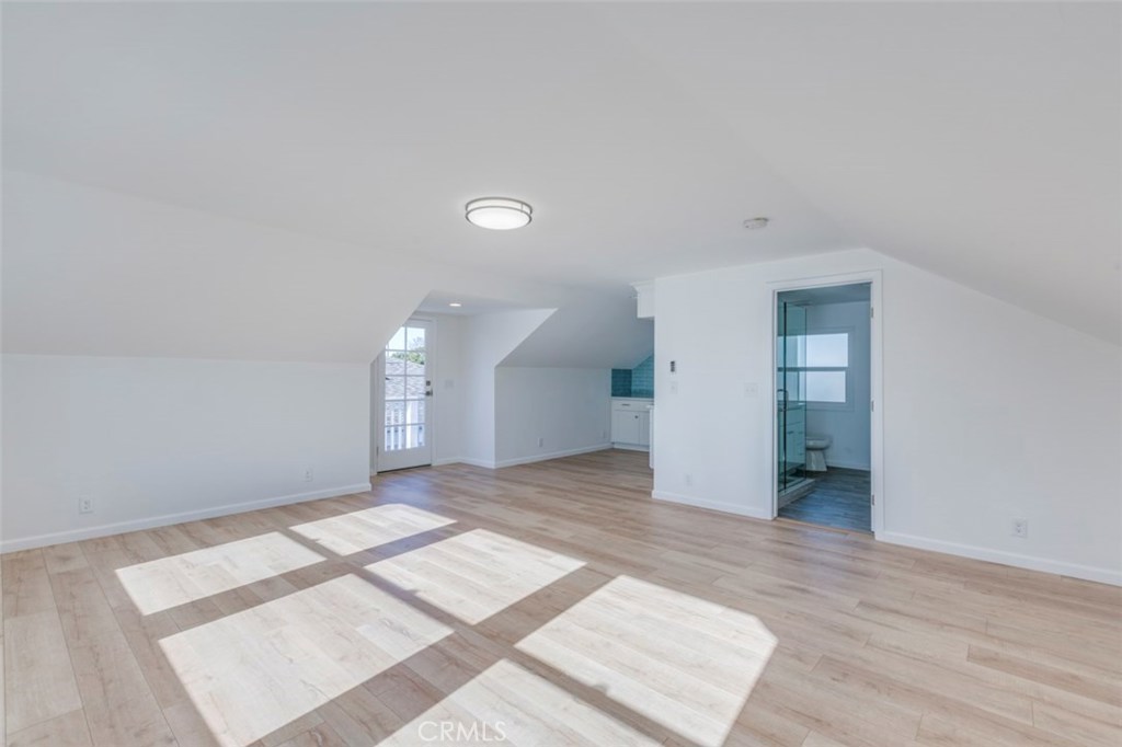 542 S Clementine Street