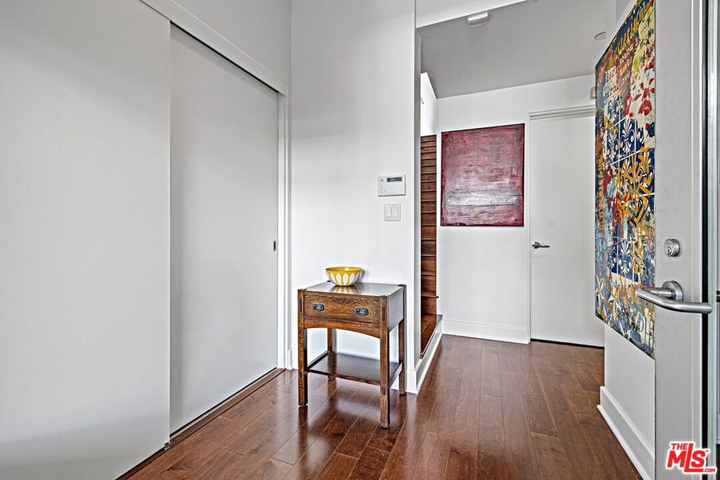 Photo of 1250 N Harper Avenue #416, West Hollywood, CA 90046 (MLS # 26643001)