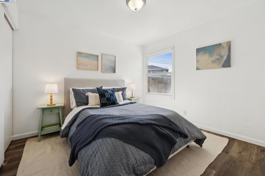 WOODSTOCK - Residential