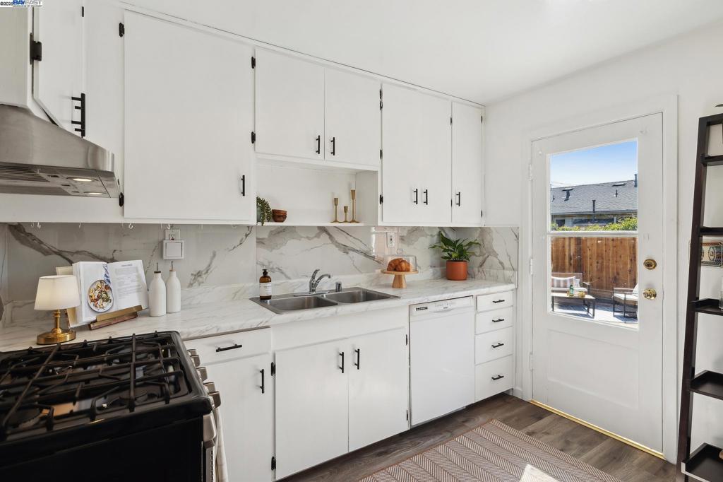 WOODSTOCK - Residential